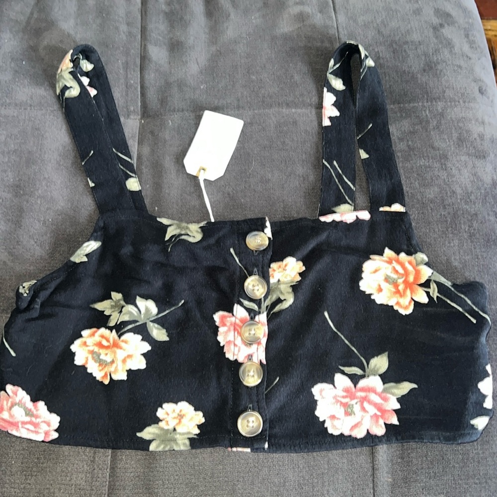 Small NWT American Eagle top - Picture 1 of 4
